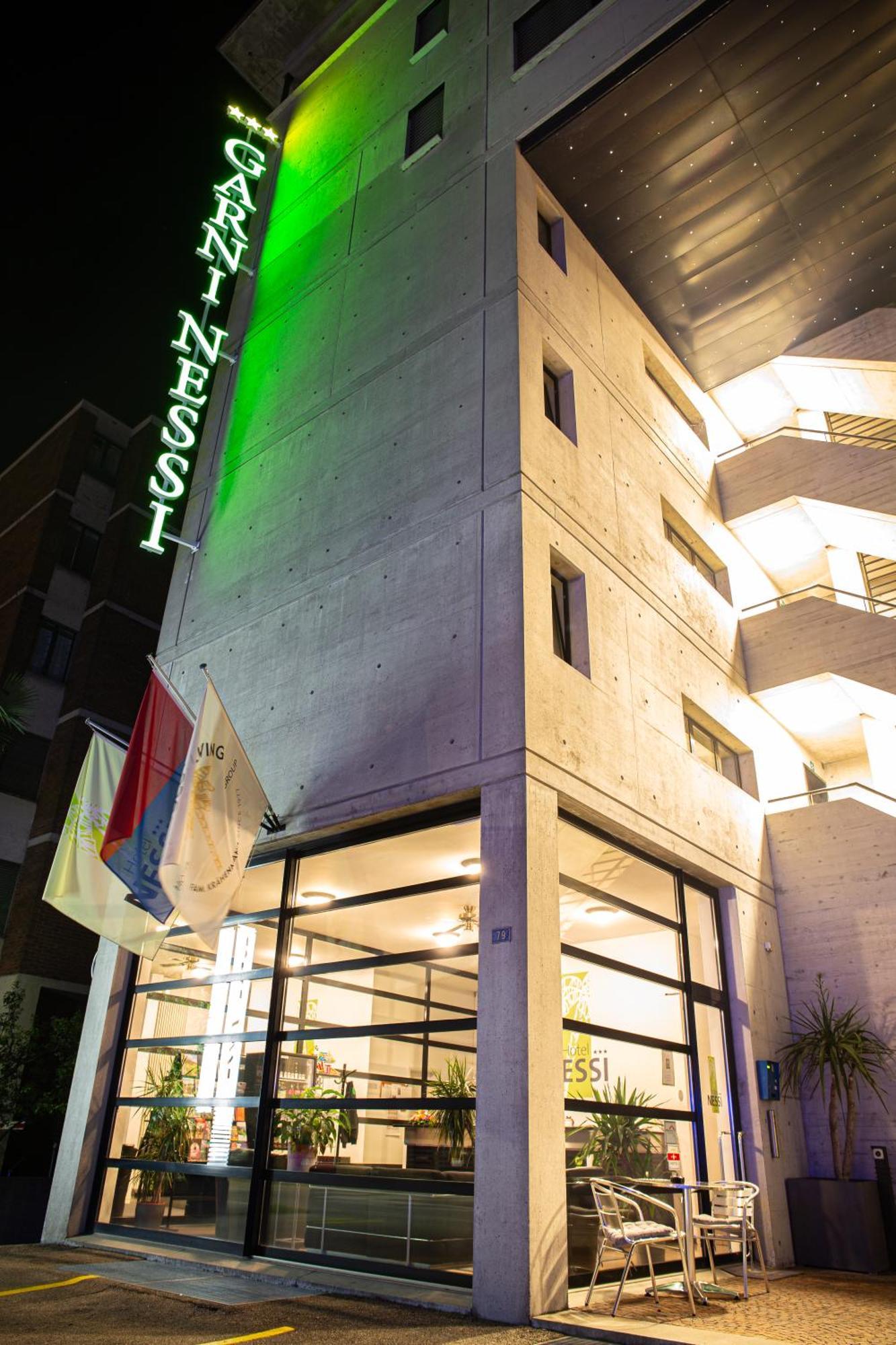 Nessi Hotel